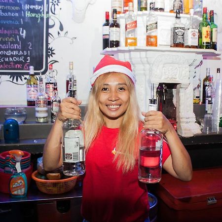 Top Banana Guesthouse & Rooftop Bar Phnom Penh Ngoại thất bức ảnh