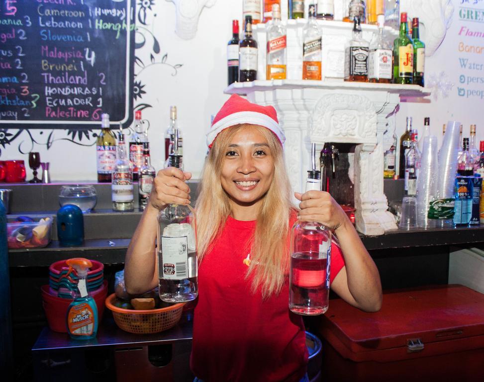 Top Banana Guesthouse & Rooftop Bar Phnom Penh Ngoại thất bức ảnh